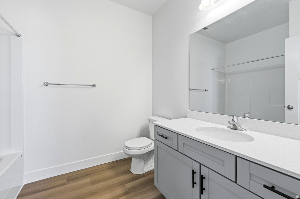 13528 S COMMODUS DR #L202 Riverton, UT 84096