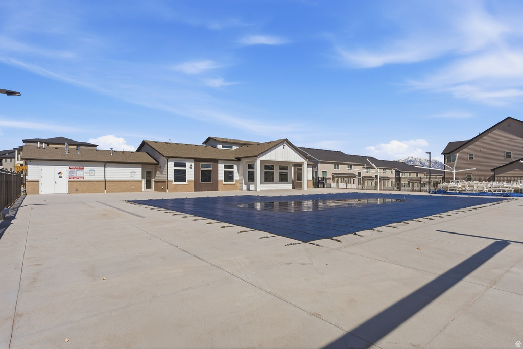 13528 S COMMODUS DR #L202 Riverton, UT 84096