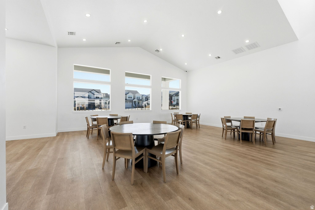 13528 S COMMODUS DR #L202 Riverton, UT 84096