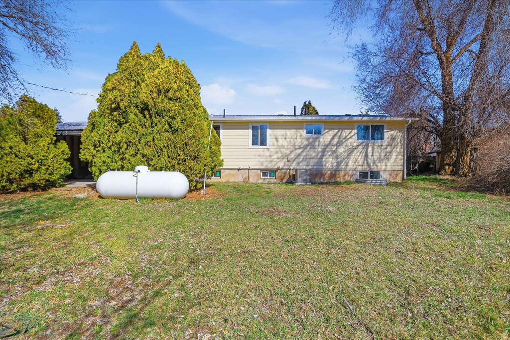 131 W 400 N Malad City, ID 83252