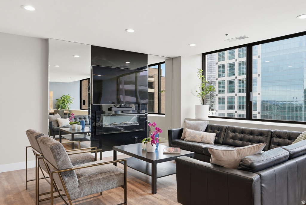 44 W 300 S #1508S Salt Lake City, UT 84101