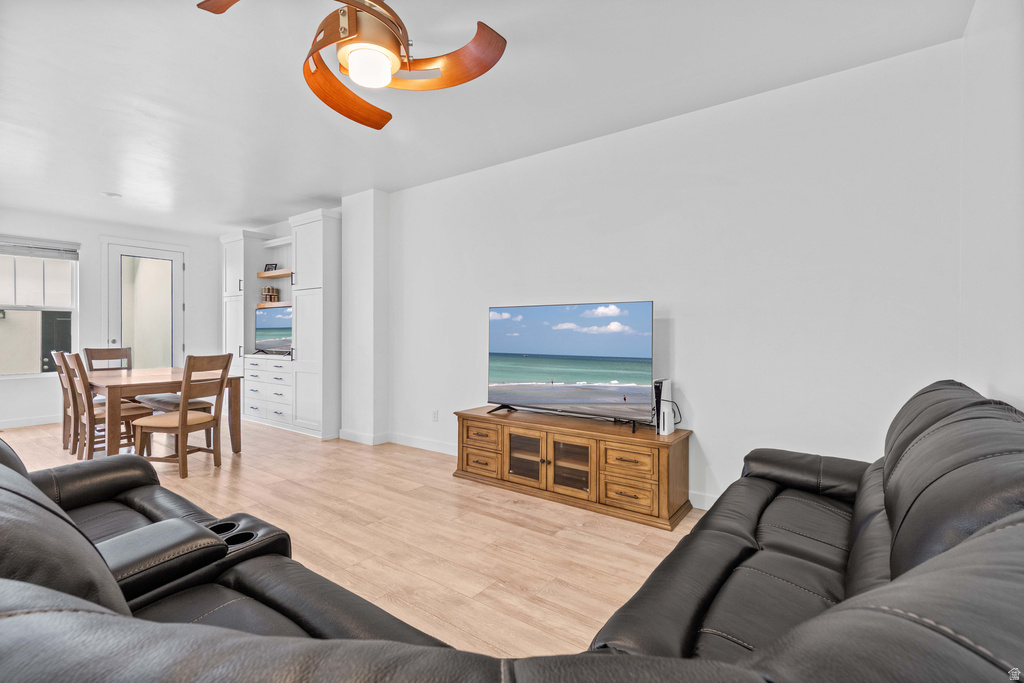 10643 S LAMOND DR South Jordan, UT 84009