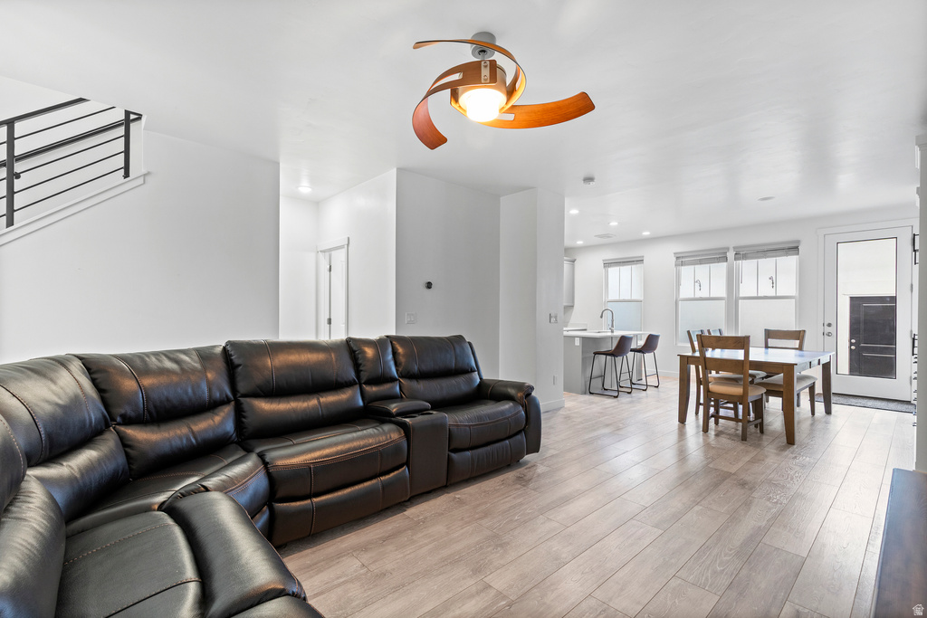 10643 S LAMOND DR South Jordan, UT 84009