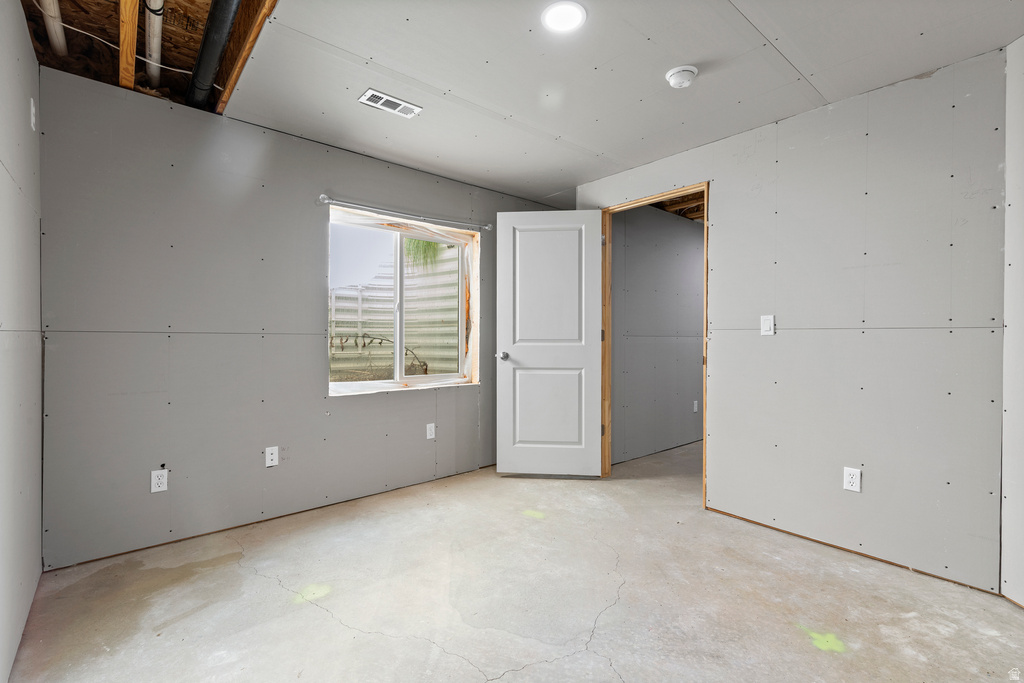 10643 S LAMOND DR South Jordan, UT 84009