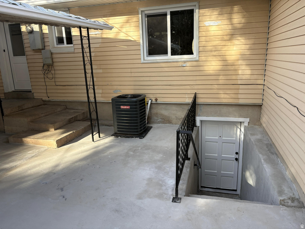 1055 COLLINS BLVD Ogden, UT 84404