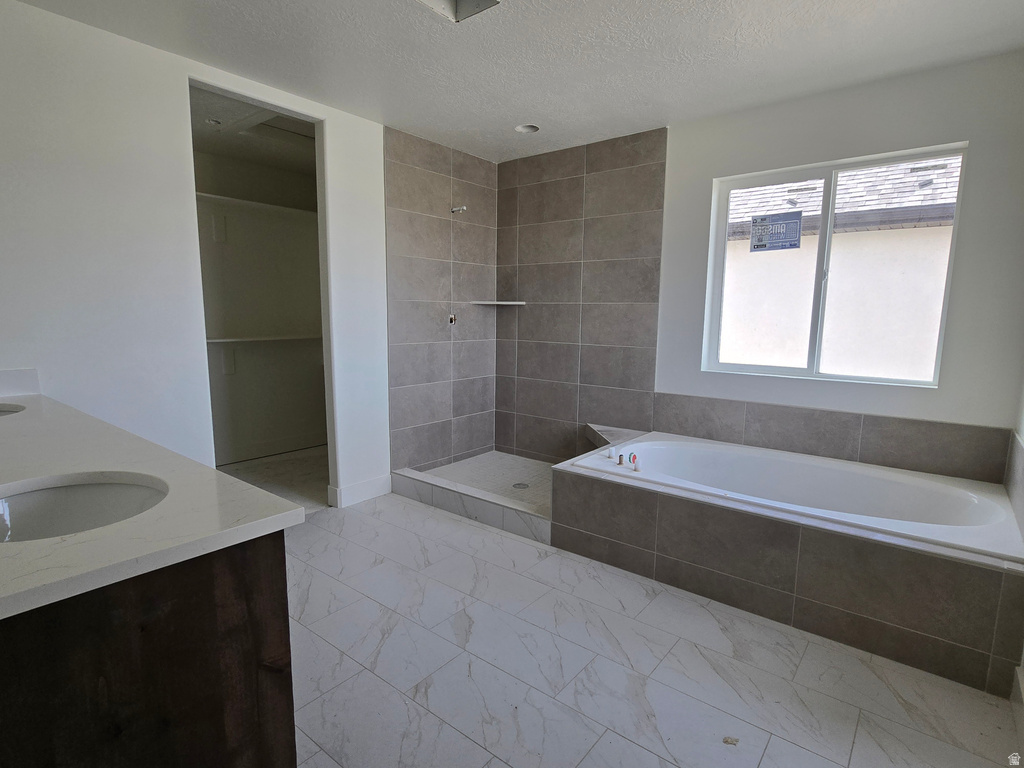 1651 W ROSS RD Syracuse, UT 84075