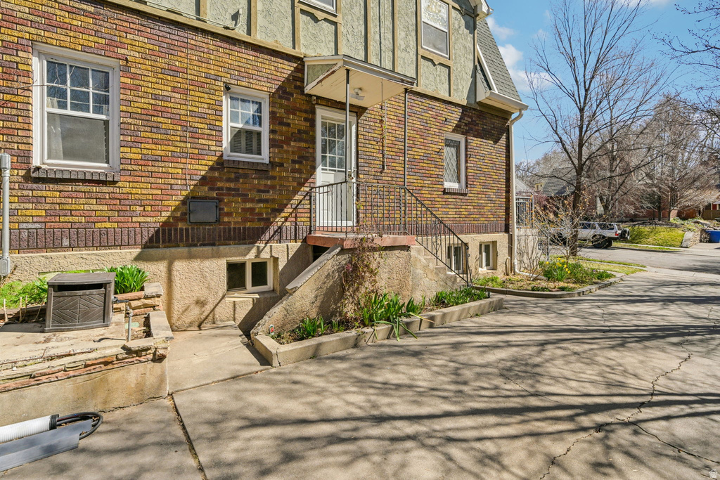 1345 E PRINCETON AVE Salt Lake City, UT 84105