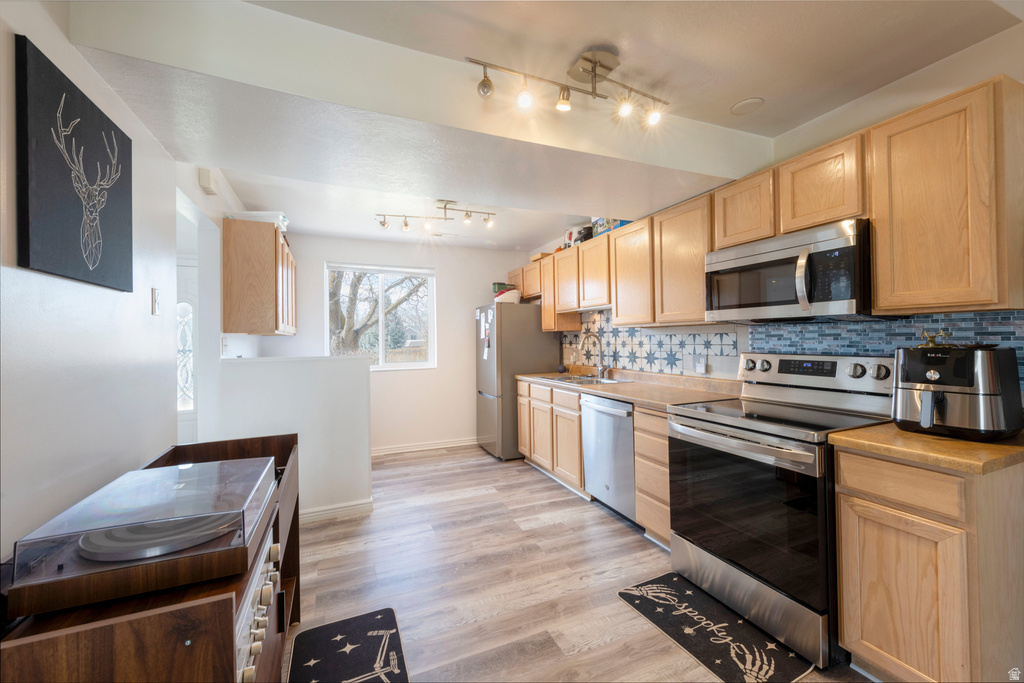 1899 E WELLINGTON CIR #1901 Holladay, UT 84117