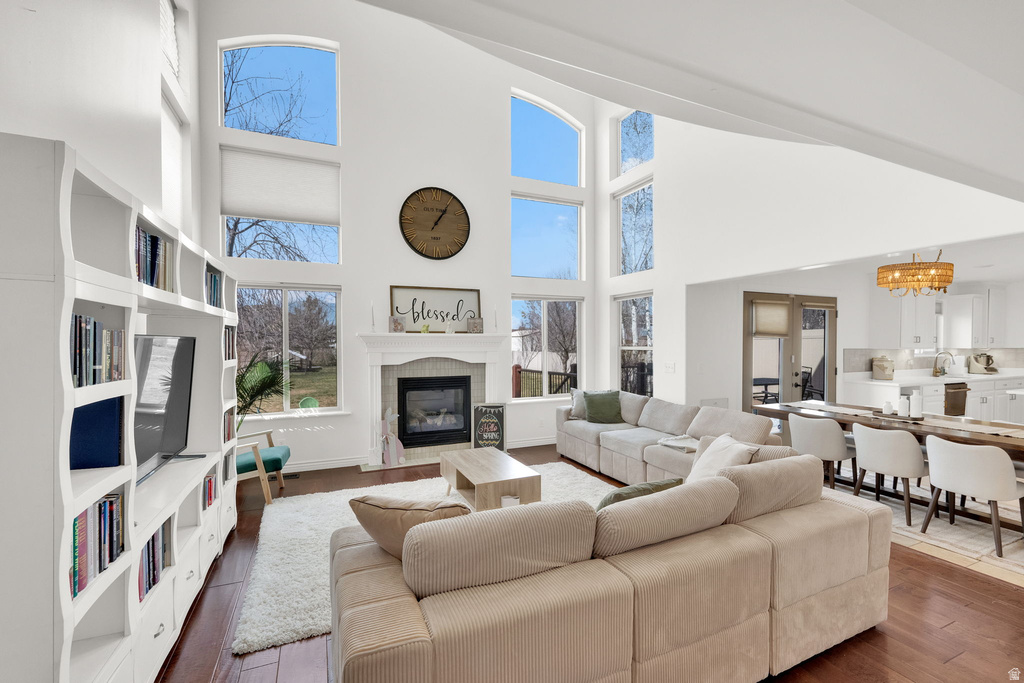 1590 LEOLA ST Kaysville, UT 84037