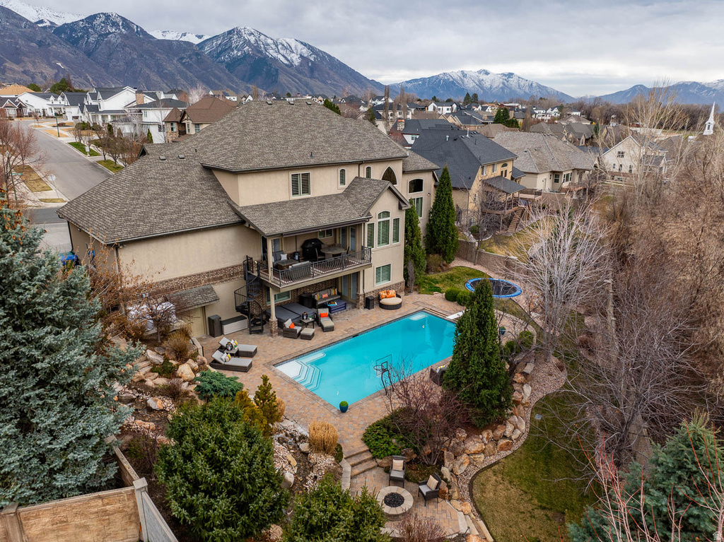 2068 S 140 W Orem, UT 84058
