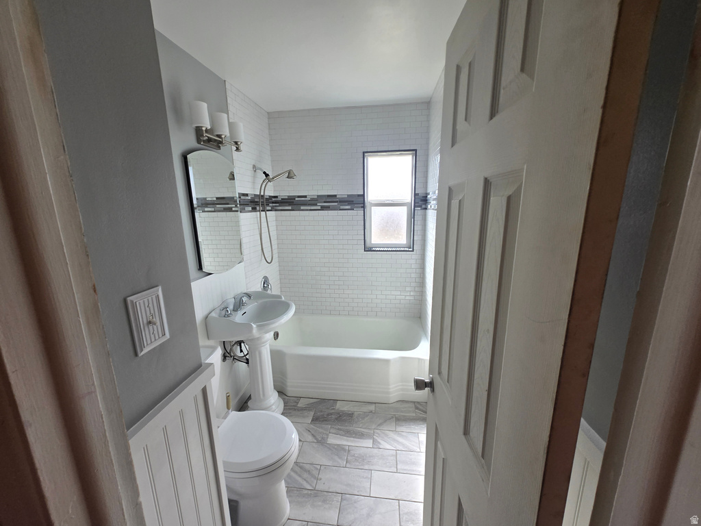 277 E 4300 S Washington Terrace, UT 84405