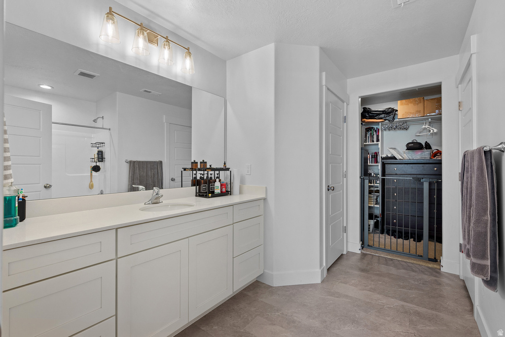 1001 W CORAL CHARM WAY Saratoga Springs, UT 84045