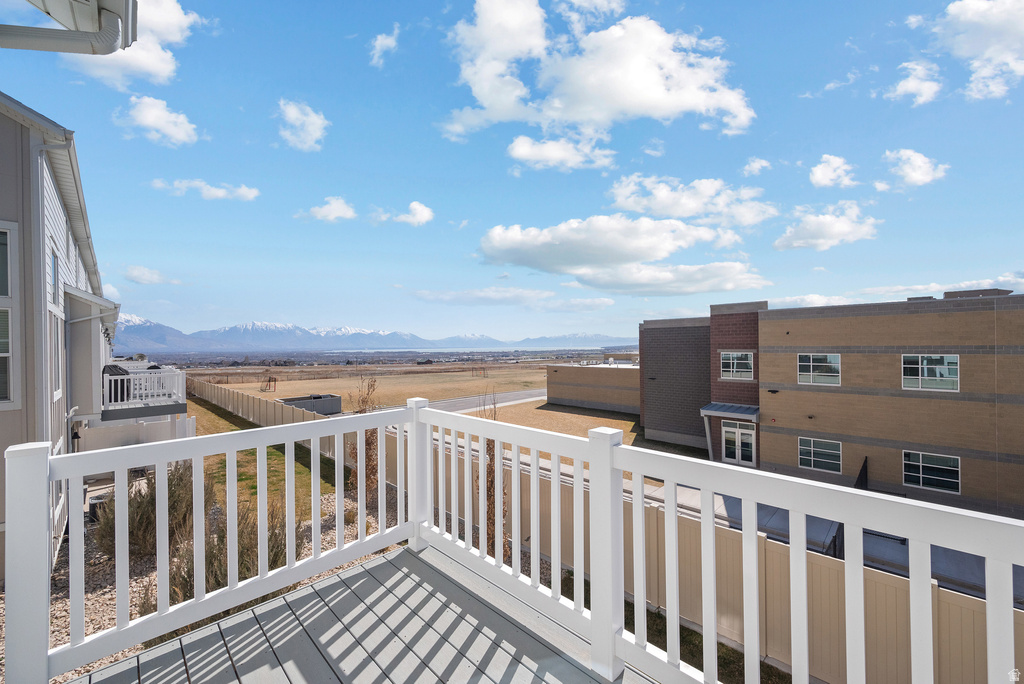 1001 W CORAL CHARM WAY Saratoga Springs, UT 84045