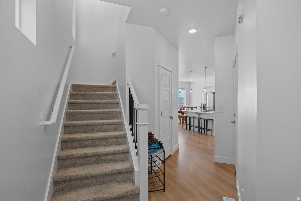 1001 W CORAL CHARM WAY Saratoga Springs, UT 84045