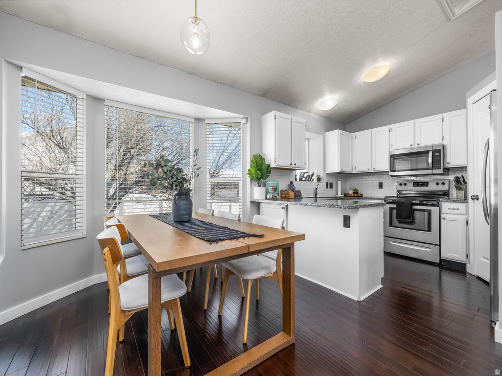 1056 N 300 W American Fork, UT 84003