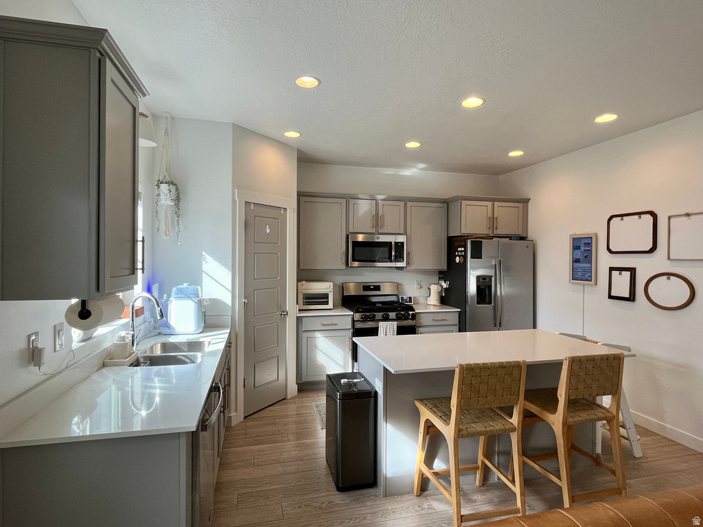 6135 N BOULTER PEAK LN Eagle Mountain, UT 84005