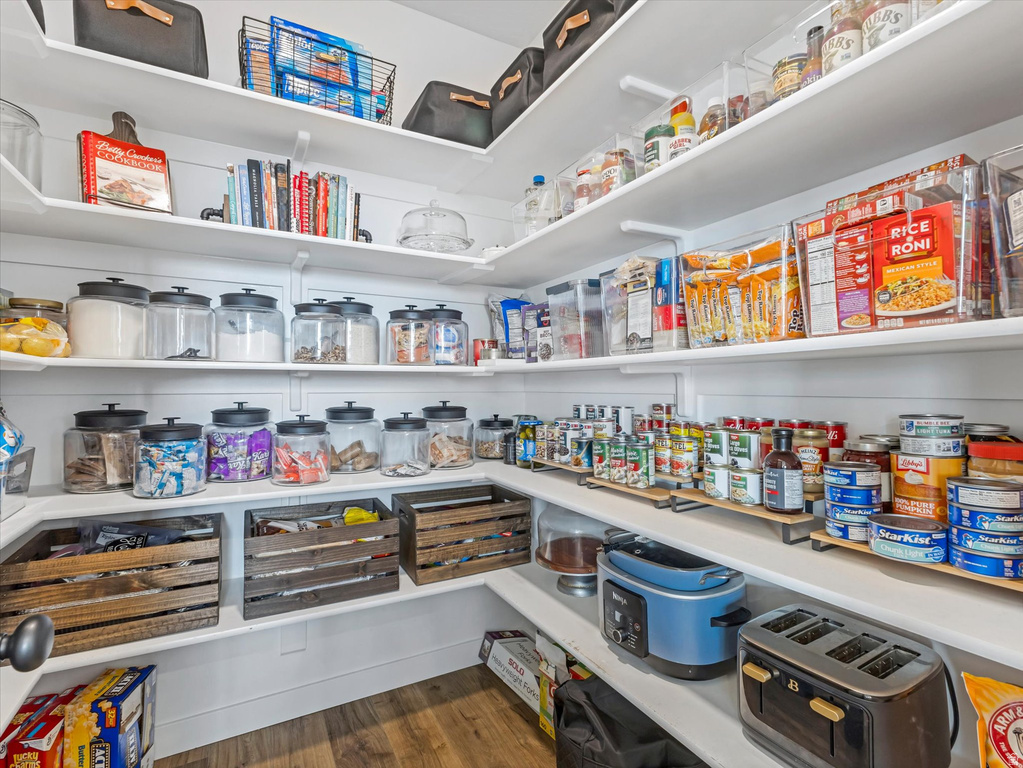 3163 W 3050 N Plain City, UT 84404