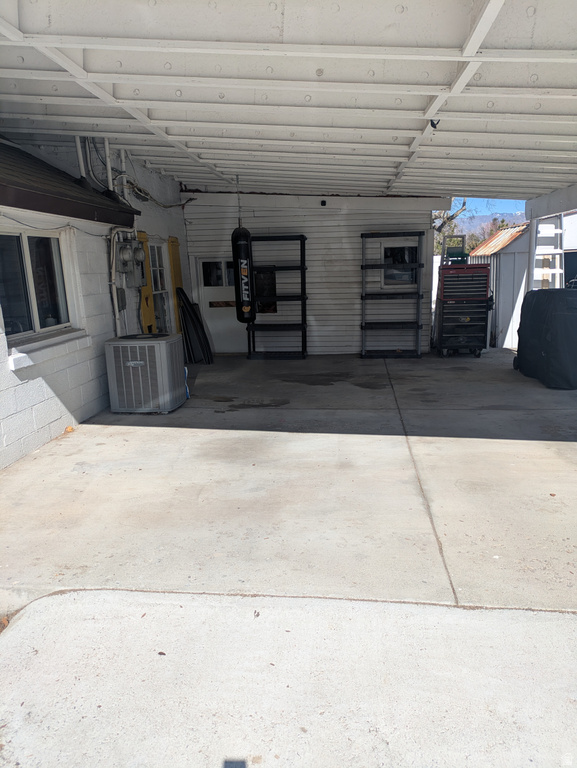 5109 S TAROONA DR Holladay, UT 84117