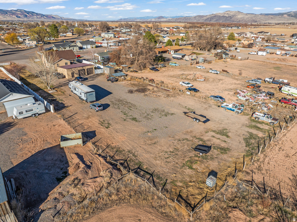 91 W 100 S Central Valley, UT 84754