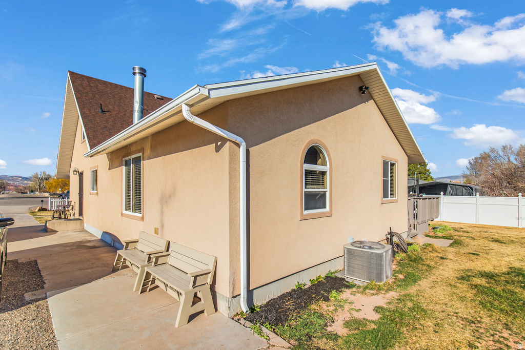 91 W 100 S Central Valley, UT 84754