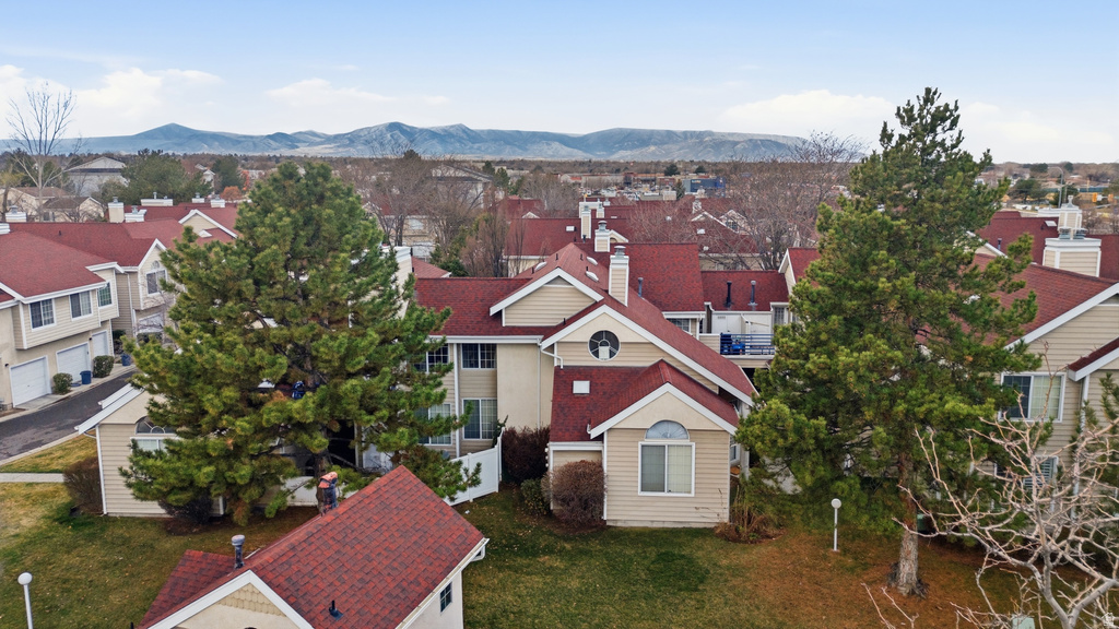 5449 S COASTAL CT Salt Lake City, UT 84123