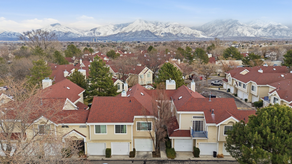 5449 S COASTAL CT Salt Lake City, UT 84123