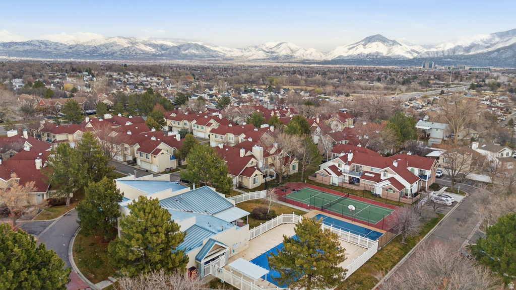5449 S COASTAL CT Salt Lake City, UT 84123