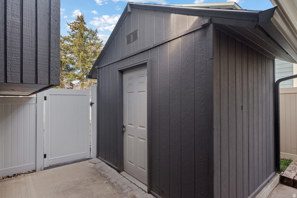 2691 E PARTRIDGE WAY Sandy, UT 84093