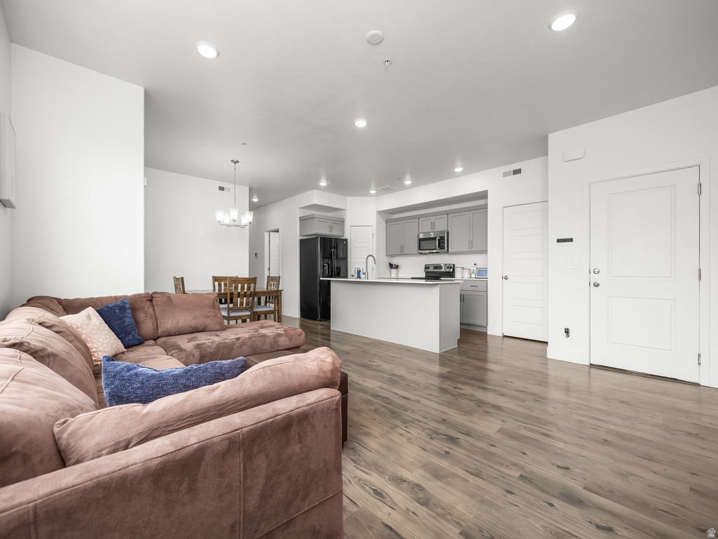 1076 W 490 S #204 American Fork, UT 84003