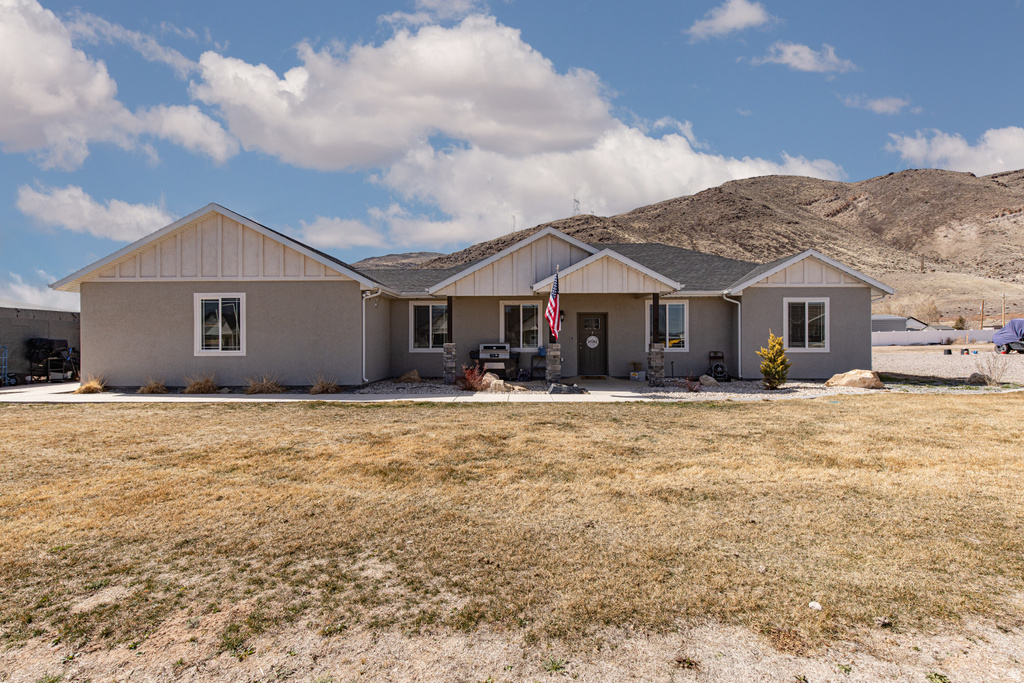 851 N 280 E Elsinore, UT 84724