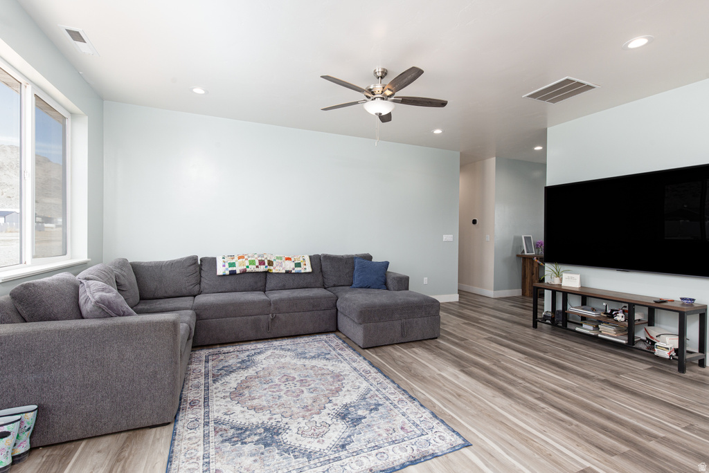 851 N 280 E Elsinore, UT 84724