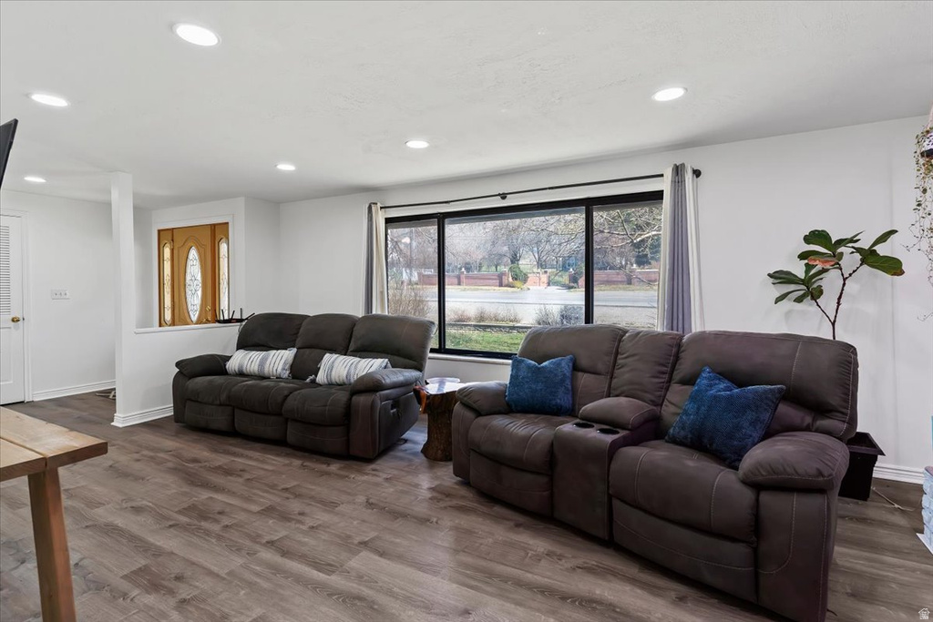 570 S MAIN Willard, UT 84340