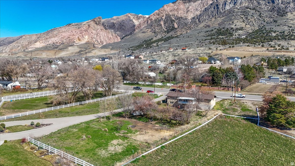 570 S MAIN Willard, UT 84340