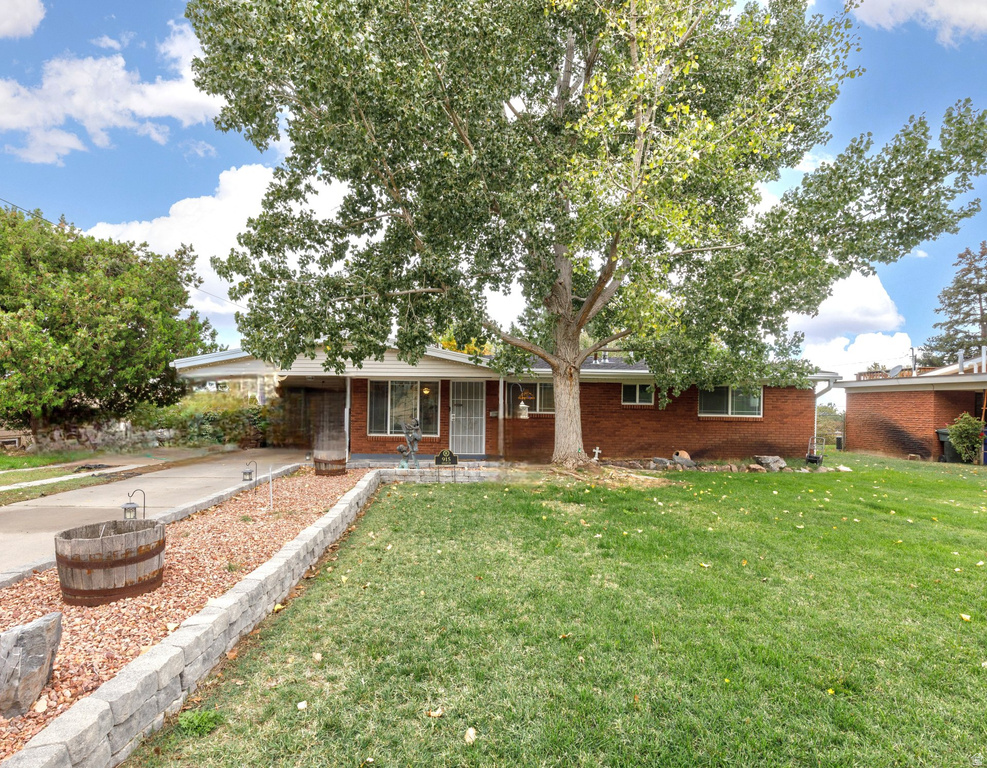 915 HISLOP DR Ogden, UT 84404