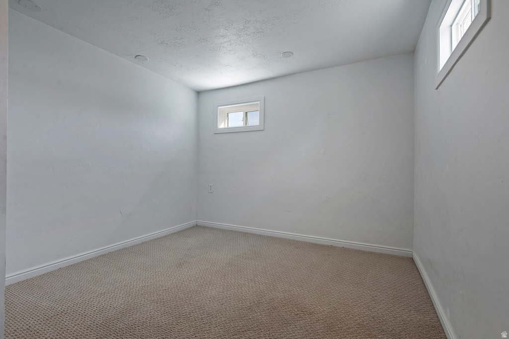 1678 W LELAND DR West Jordan, UT 84084