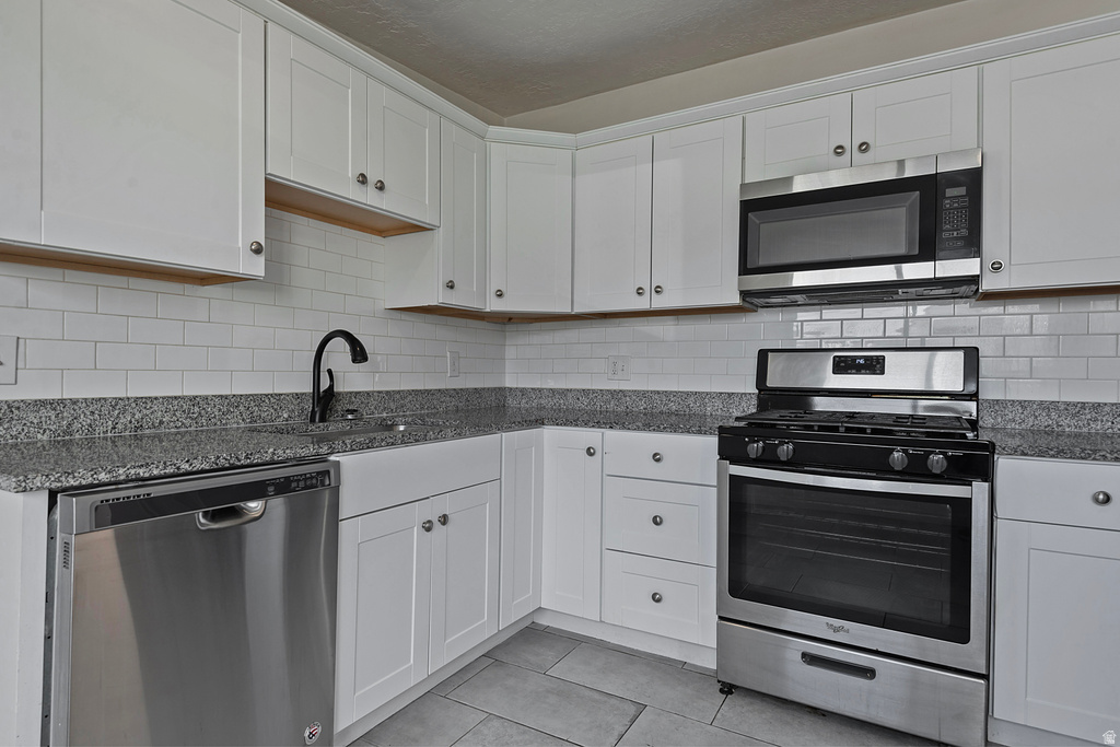 1678 W LELAND DR West Jordan, UT 84084