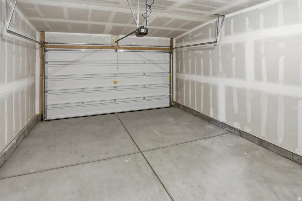 4324 S 615 E Millcreek, UT 84107