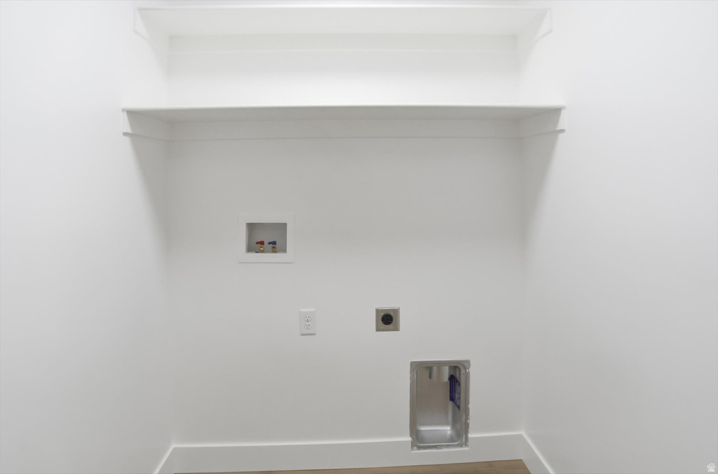 4324 S 615 E Millcreek, UT 84107