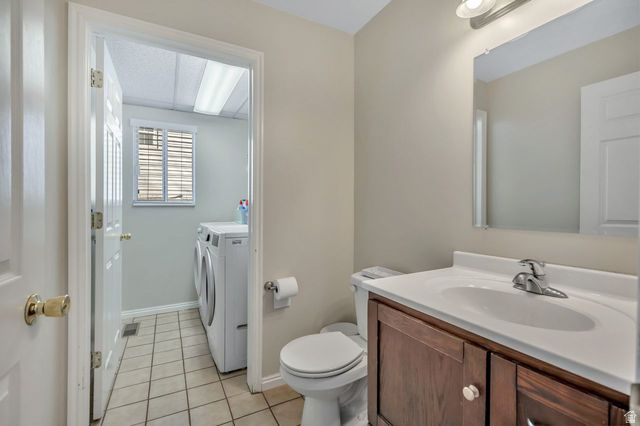 462 S PITFORD DR Centerville, UT 84014