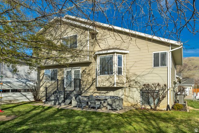 462 S PITFORD DR Centerville, UT 84014