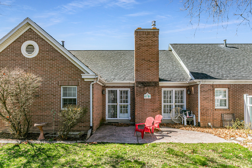 150 E 600 N #18 Kaysville, UT 84037