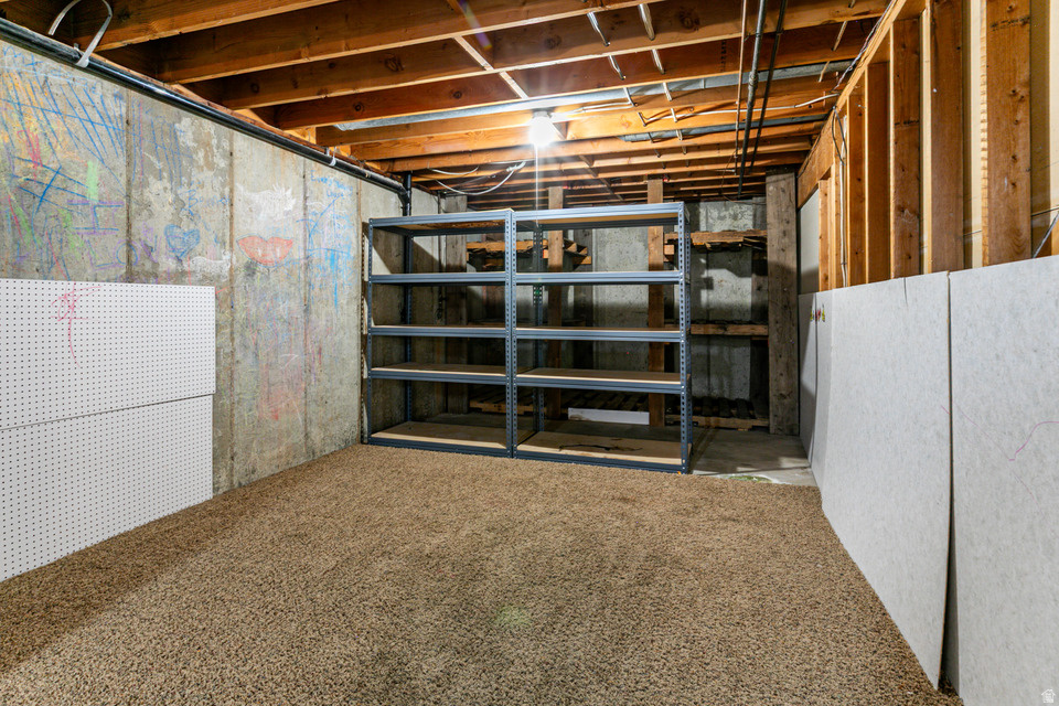 150 E 600 N #18 Kaysville, UT 84037