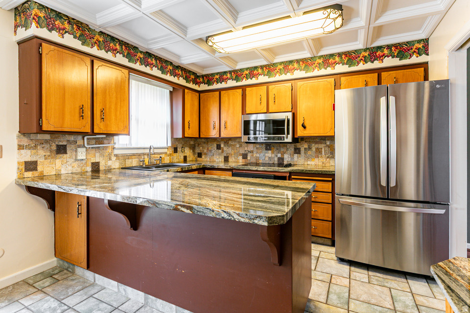 150 E 600 N #18 Kaysville, UT 84037