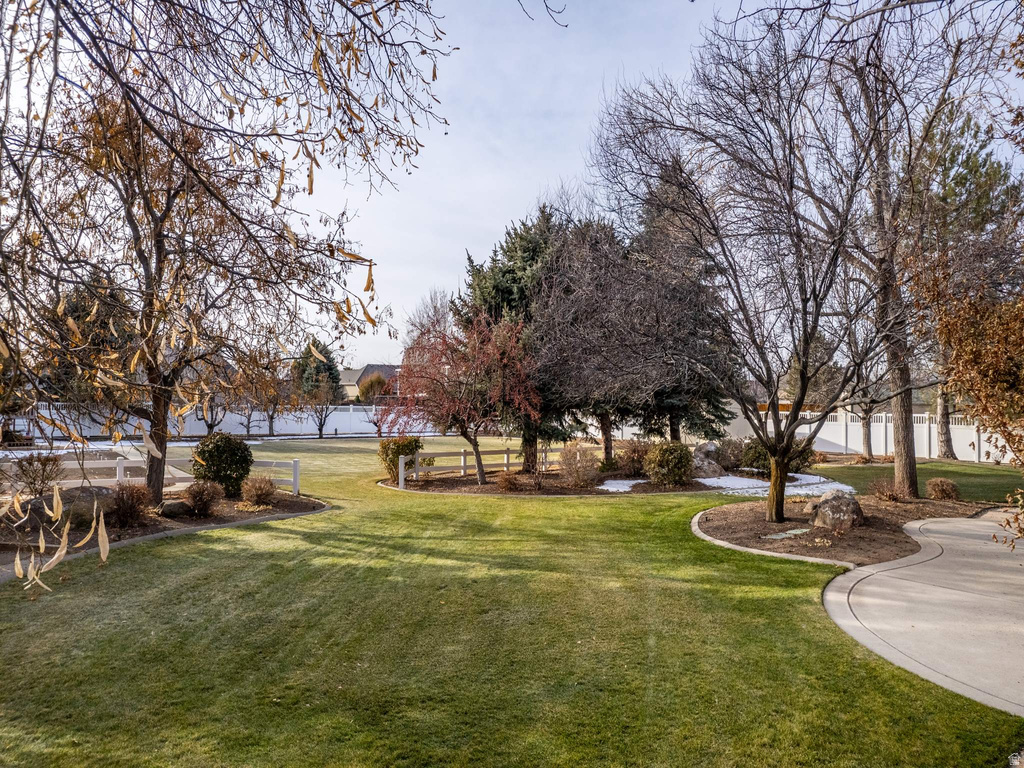 6767 W 10205 N Highland, UT 84003