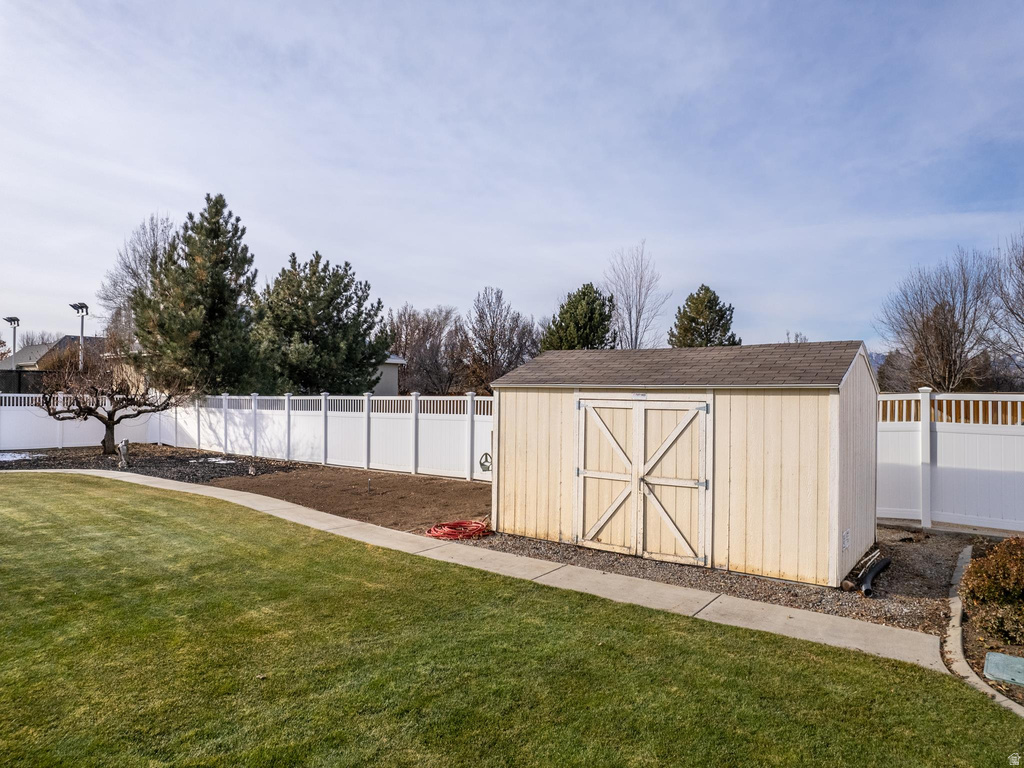 6767 W 10205 N Highland, UT 84003