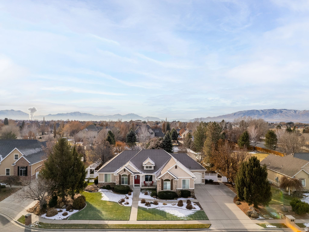 6767 W 10205 N Highland, UT 84003