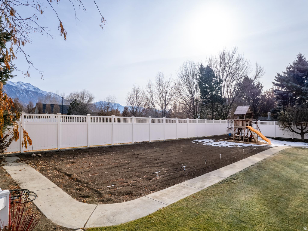 6767 W 10205 N Highland, UT 84003