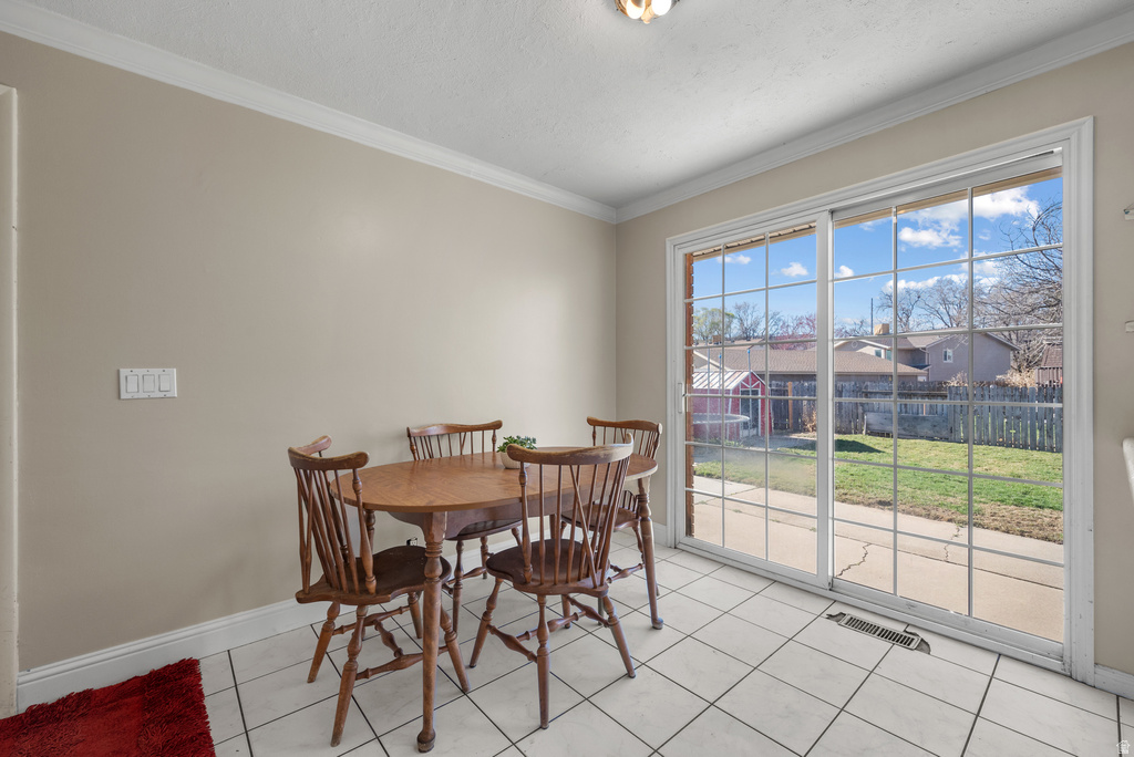 876 E CHARIOT DR Sandy, UT 84094