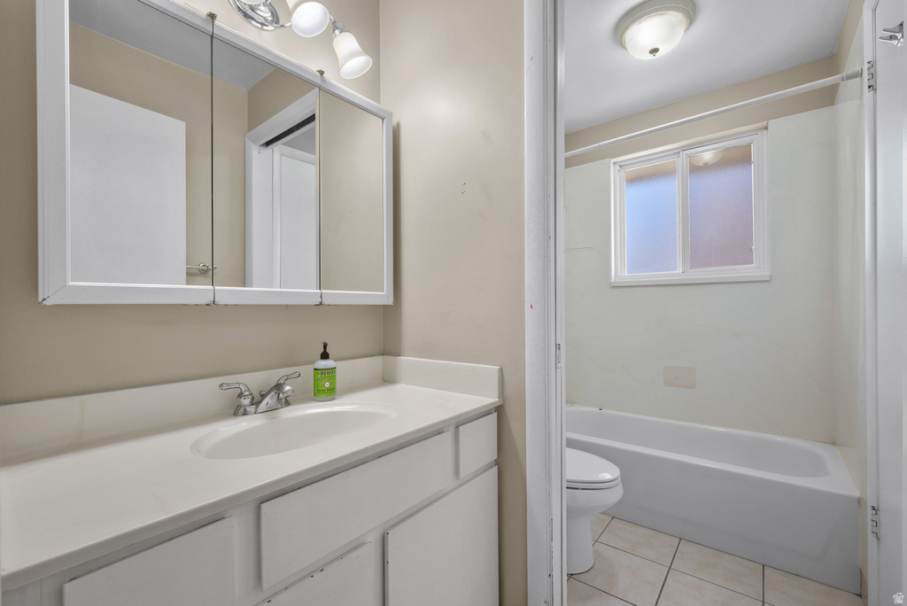 876 E CHARIOT DR Sandy, UT 84094