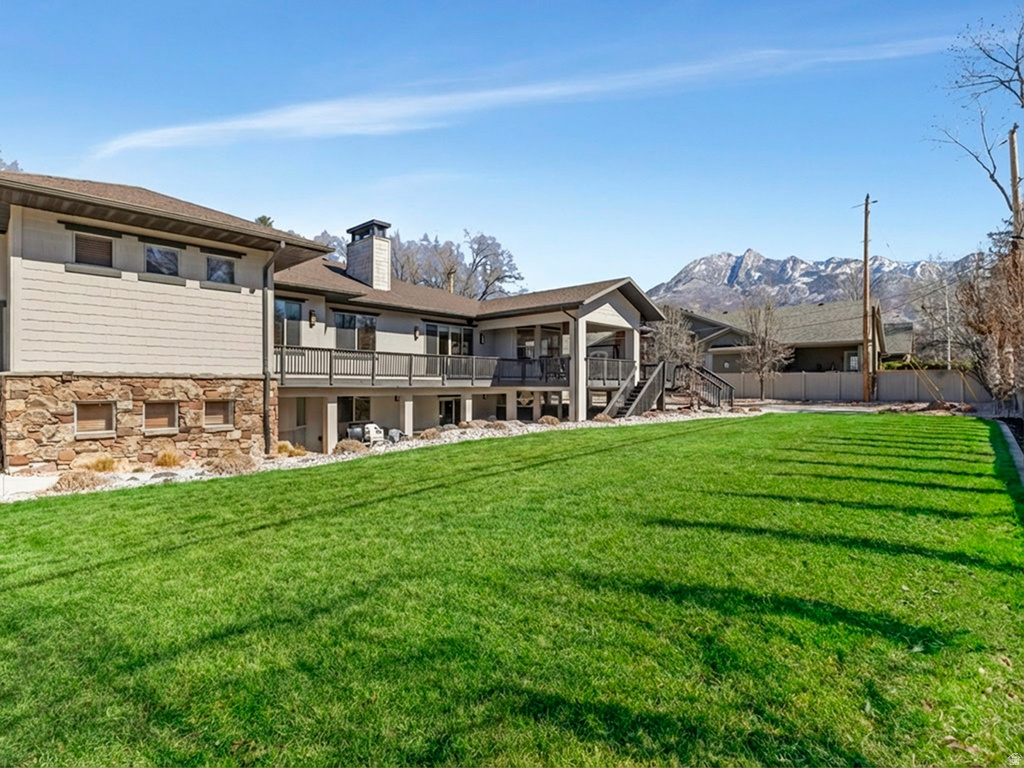 1932 E CHARLESTON LN Holladay, UT 84121
